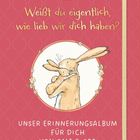„Weißt du eigentlich, wie lieb wir dich haben? Unser Erinnerungsalbum für dich von Oma & Opa.“ Illustration von Hasen.