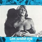 "Love, swedish style. Die heißen Blonden aus dem kühlen Norden. Ein Sex-Film in Farbe." Schwarz-Weiß-Bild von umarmtem Paar.