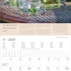 Tee oder Infusion: Was darf's denn sein? Kalenderblatt für November 2027 mit Glasgefäßen und grünem Getränk im Hintergrund.