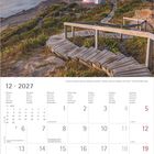 Dezember 2027 Kalenderblatt mit Leuchtturm; Wochentage in mehreren Sprachen, erinnert an Weihnachten und Silvester.
