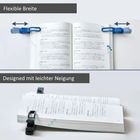 "Flexible Breite", "Designed mit leichter Neigung"; Clips halten ein aufgeschlagenes Buch offen.