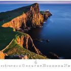 „Sunset at Neist Point Lighthouse“, Kalender mit Küste, Klippen und Leuchtturm in goldenen Sonnenuntergangsfarben.