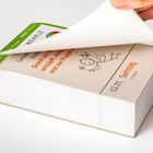Text: "Damit ein Schmetterling schlüpft, muss er erst zur Puppe werden. 02.01. Samstag." Buchkalender mit Hand.