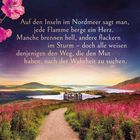 Text: „Auf den Inseln im Nordmeer... nach der Wahrheit zu suchen.“ Eine malerische Landschaft mit Blumen und einem Pfad.