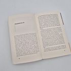 Text: "Disneyland du vin". Dies ist eine aufgeschlagene Buchseite mit Text über Wein und Tourismus in Frankreich.