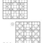 Zwei nummerierte Sudoku-Rätsel, mit den Zahlen 11 und 12 markiert, darunter ein Symbol mit drei Glühbirnen.