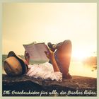 "DIE Geschenkidee für alle, die Bücher lieben." Person liegt auf einem Felsen, liest ein Buch, Sonnenuntergang im Hintergrund.