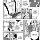 Eine Manga-Seite mit mehreren Personen in Anzügen. Eine Waffe wird übergeben, und es gibt ernste Dialoge.