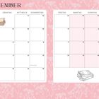 Kalender für September, rosa Hintergrund mit Blumenmuster, Notizenbereich, Illustrationen von Büchern, wichtige Daten markiert.