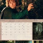 Kalenderseite für Juni, darunter Bilder von Figuren in einem Wald. Eine Person lehnt am Baum.