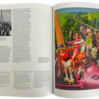 Texte beschreiben die Eröffnung der Köhlbrandbrücke 1974 und ein Gemälde von Menschen bei Freizeitaktivitäten auf der Autobahn.