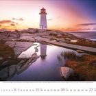 Juni 2021 Kalenderseite: Ein Leuchtturm steht auf felsigem Gelände bei Sonnenaufgang mit Spiegelung im Wasser.