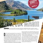 Texte: Kapitel 9, 20 schönsten Drehorte der Harry-Potter-Filme, REISE ZUR MAGIE. Landschaft mit See und Bergen im Hintergrund.