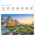 Kalenderseite: Juni, Woche 25, 21.-27.6. Bild: Königlicher Palast in Brüssel bei Sonnenuntergang, gepflegte Gärten.