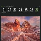 Juni, 25. Woche, 21.–27.6. Kalender mit Naturfoto: Rote Felsformationen im Vermilion Cliffs National Monument, Arizona, USA.