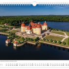„Schloss Moritzburg“ steht oben links. Monatsname „Juni“. Kalender von „01“ bis „30“. Luftaufnahme eines Schlosses am Wasser.
