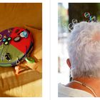 Links: Rundes Kissen mit buntem Spielzeug und Reißverschlüssen. Rechts: Weißhaarige Person mit Seifenblasen.