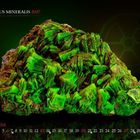 "MUNDUS MINERALIS 2027", "Uranocircit XX", "Deutschland, Sachsen", Monat Juni-Kalender, leuchtend grün-gelbliches Mineral.