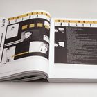 DIE STARS / BLIXA / DER 80’ER / BARGELD. Zwei Seiten eines offenen Buches mit Bildern und Text.