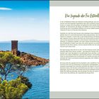 "Die Legende der Fee Esterelle" steht auf der rechten Seite neben einem Text über eine Fee. Links ist ein Turm am Meer.