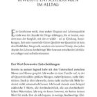 Überschrift: "Qualität vor Quantität: Bewusste Entscheidungen im Alltag". Text auf Seite 26 über Eleganz und bewusste Entscheidungen.