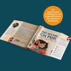 "Die inspirierende Erzählung jetzt als Klappenbroschüre mit exklusivem Farbschnitt." Buchcover mit Blumenmotiv.