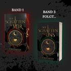 Text: "Band 1", "Band 3 folgt...", "Der Schatten in mir", "Der Schatten in uns", "E.M. Carter". Zwei Buchcover mit mystischen Designs.