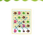 Text "Lösung:" über einem 3x3-Raster mit Tieren wie Igeln, Fröschen, Schmetterlingen und Marienkäfern. Blaue Linien verbinden Tierpaare.