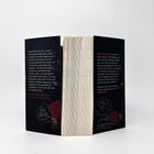 Zwei Buchrückseiten mit dunklem Hintergrund zeigen Texte über ein Kartell und die Autorin Brynne Asher. Rosenmotive sind abgebildet.