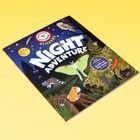 „Night Adventure“, „Backpack Explorer Stickers“, „100+ Stickers: Glow-in-the-Dark Stickers“; Illustration mit Nachtmotiven.