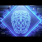 Leuchtend blaues Schaltkreis-Muster in Form eines Gehirns, umgeben von Computerchips.