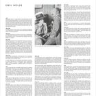 EMIL NOLDE

Texte teilen verschiedene Zeitabschnitte seines Lebens. Links eine Fotografie: Ein Mann und eine Frau, sitzend und freundlich miteinander sprechend.