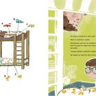 Links mit Spielzeugautos beschriftet; rechts Comic-Stil: Junge lacht aus Hochbett, Junge mit Brille sitzt unten.