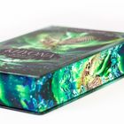 "Khyona - Im Bann des Silberfalken" steht auf einem grünen, kunstvoll gestalteten Buchumschlag mit einem Falken.