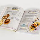 Links steht "PFANNKUCHEN leicht und locker", rechts "FRÜCHTE-OMELETT mit cremigem Porridge". Bilder von Pfannkuchen und Omelett.