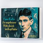 „Franz Kafka: Die ungeheure Welt, die ich im Kopf habe“ steht auf dem Cover. Illustration von Kafka mit graublauem Hintergrund.
