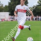 "Lazar Jovanovic" steht in der oberen rechten Ecke. "Vorjahresabbildung" diagonale Beschriftung. Ein Fußballspieler in Aktion.