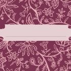 Ein leerer Rahmen auf burgundfarbenem Hintergrund mit blassrosa Blumenmuster.