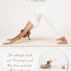 Oben: "HUND 1-3 Minuten". Unten: "Ich schütze mich mit Fürsorge". Frau in Yoga-Pose. Geometrisches Muster darauf.