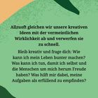 Text auf grünem Hintergrund: „Allzuoft gleichen wir... empfinden?“ Abstrakte Formen und Grüntöne.