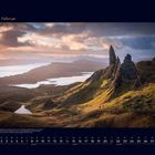 02 Februar; Alter Mann von Storr. Sonnenaufgang über einer dramatischen Landschaft mit Felsformationen und Seen.