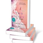 Text: "Kristina Moninger, Two Lives to Rise, A Novel, Breaking Waves, English Edition by Forever." Cover mit rosa Wellenmotiv.