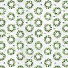 Illustration mit grünen Kränzen und bunten Vögeln auf hellem Hintergrund, gleichmäßig angeordnet.