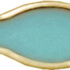 Grüner Fisch mit goldener Umrandung, symbolhafte Darstellung.