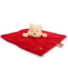 Ein rotes Kuscheltuch mit einem gelben Bärenkopf in der Mitte, am Rand ein gesticktes Honigtopfsymbol.