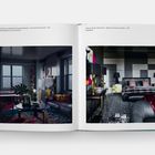 Links: "Living Room, Alhadeff and Dzuzansky Residence, New York, 2017". Rechts: "Bedroom, Barwon River House, 2017".