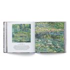 Text: Claude Monet, The Water-Lily Pond, 1899. Beschreibung einer Brücke über einen Seerosenteich. Links Text mit kleinem Bild, rechts Gemälde.