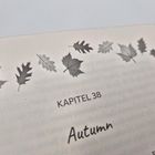 Kapitel 38, Autumn. Oben zieren stilisierte, fallende Blätter in Grau das Bild.
