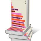 Ein Buchstapel. Auf dem Cover: "CORINNE LOW - FEMONOMICS - Wie Daten uns Frauen helfen, kluge Entscheidungen für Arbeit und Alltag zu treffen".