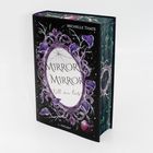 "Mirror Mirror, tell me lies", ein Buch von Michelle Thate, mit violettem, verschnörkeltem Rahmen auf dem Cover.